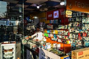 Electronics Shop In Kashmir
