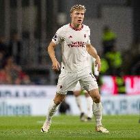 Burnley FC v Manchester United - Premier League