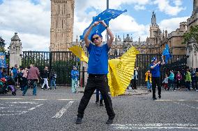 March To Re-join The EU, London