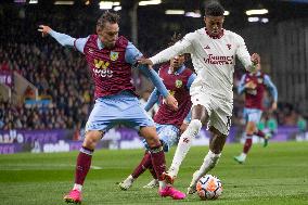 Burnley FC v Manchester United - Premier League