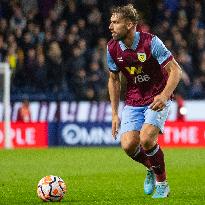 Burnley FC v Manchester United - Premier League