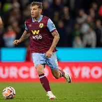 Burnley FC v Manchester United - Premier League