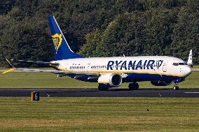 Ryanair Boeing 737 MAX 8