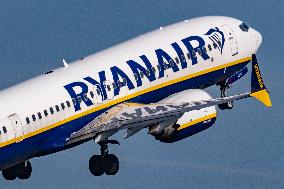 Ryanair Boeing 737 MAX 8