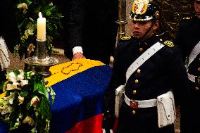 Late Colombian Artist Fernando Botero Obituary At Colombian Congress