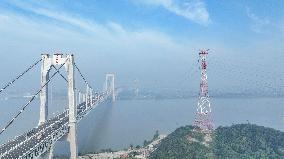 Transmission Project Yangtze River Crossing Line Change in Zhenjiang