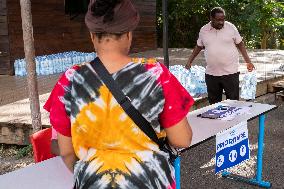 600000 liters of bottled water distribued In Mayotte