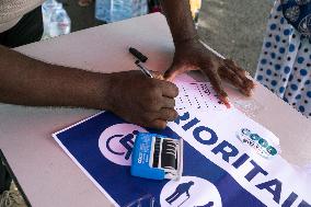 600000 liters of bottled water distribued In Mayotte