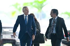 President Lula Receives Tony Blair