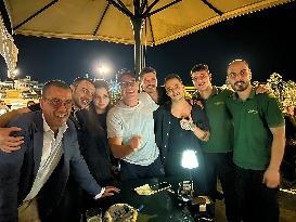 Jean-Claude Van Damme During A Dinner With Friends - Italy