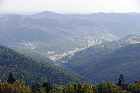 Ukrainian Carpathians from Polonyna Yavirnyk