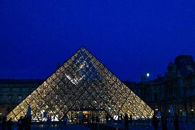 PFW - Lancome X Louvre Photocall