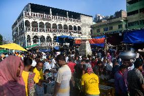 Daily Life In Dhaka