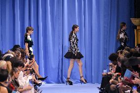 PFW - Balmain Runway