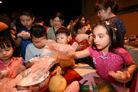 MALAYSIA-MALACCA-MID-AUTUMN FESTIVAL-GALA