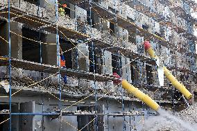 Rebuilding Izium