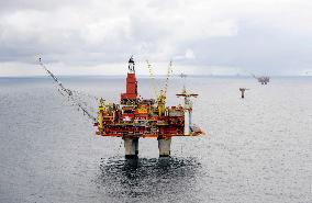 Britain Approves Controversial Oil And Gas Field