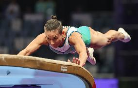 (SP)CHINA-HANGZHOU-ASIAN GAMES-ARTISTIC GYMNASTICS (CN)