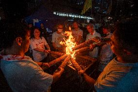 Hong Kong Fire Dragon Dance