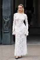 PFW - Rabanne Womenswear Spring/Summer 2024 - Arrivals NB