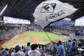 Baseball: Fighters' new home in Hokkaido