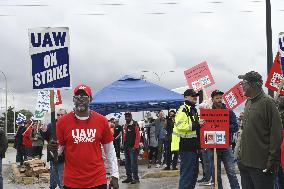 UAW strike near Detroit