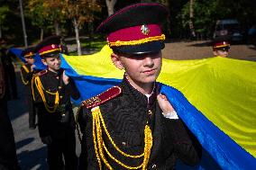 Cadets get shoulder marks in Kyiv