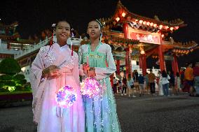 MALAYSIA-KUALA LUMPUR-MID-AUTUMN FESTIVAL-CELEBRATION