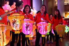 MALAYSIA-KUALA LUMPUR-MID-AUTUMN FESTIVAL-CELEBRATION