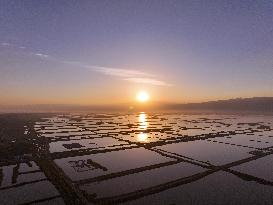 CHINA-SHANXI-YUNCHENG-SALT LAKE-SUNRISE (CN)