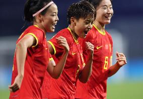 (SP)CHINA-HANGZHOU-ASIAN GAMES-FOOTBALL (CN)