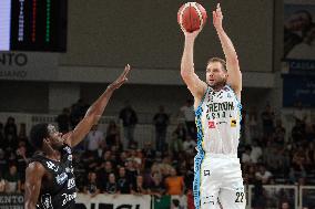 Dolomiti Trentino Energia v Vanoli Cremona - Italian A1 Basketball Championship