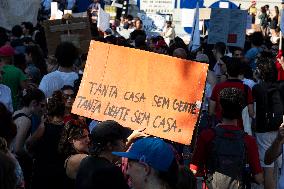 Housing Protest In Portugal