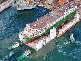 Dual Fuel Vehicle Transport Ships Launching
