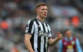 Newcastle United v Burnley FC - Premier League