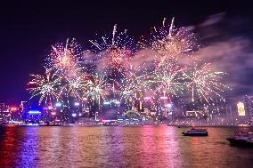 CHINA-HONG KONG-NATIONAL DAY-CELEBRATION-FIREWORK (CN)