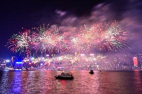 CHINA-HONG KONG-NATIONAL DAY-CELEBRATION-FIREWORK (CN)