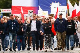 Opposition Massive Rally Ahead Of Election In Poland