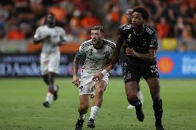 Houston Dynamo v FC Dallas - MLS