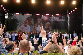 Million Hearts March In Warsaw