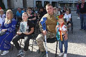 Cross of Armed Forces of Ukraine temporary installation opens in Dnipro