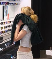 Sophie Turner Shopping in Soho - New York