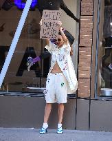 Karolina Geits Out - NYC