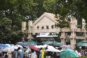 Tourists Visit Sun Yat-sen Mausoleum in Nanjing