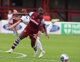 West Ham United Women v Manchester City Women - FA Women's Super League