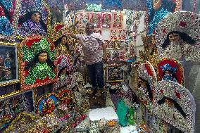 Durga Puja Preparation In Kolkata.