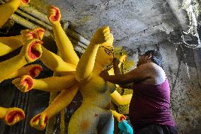 Durga Puja Preparation In Kolkata.