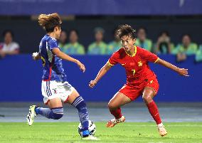 (SP)CHINA-HANGZHOU-ASIAN GAMES-WOMEN'S FOOTBALL-CHN VS JPN(CN)