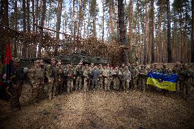 Zelensky Visits Troops In Kupyansk-Lyman Area