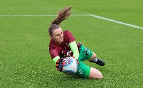 West Ham United Women against Manchester City Women - THE FA WOMEN'S SUPER LEAGUE